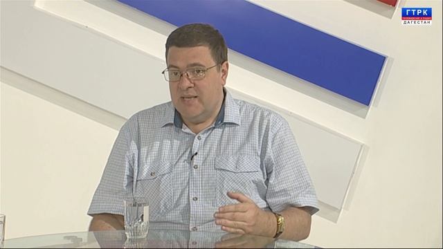 "Актуальное интервью" Ко дню Конституции РД. Зам. министра юстиции РД С. Караченцев смотреть онлайн