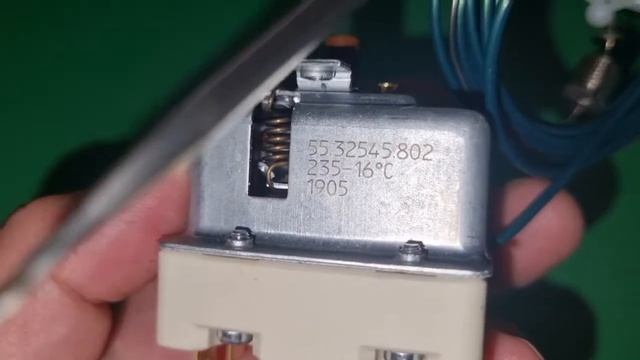 Термостат защитный EGO 55.32545.802 температура отключения 235°C 3 фазы смотреть онлайн