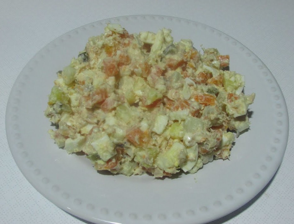 РЫБНОЕ ОЛИВЬЕ С ГОРБУШЕЙ смотреть онлайн