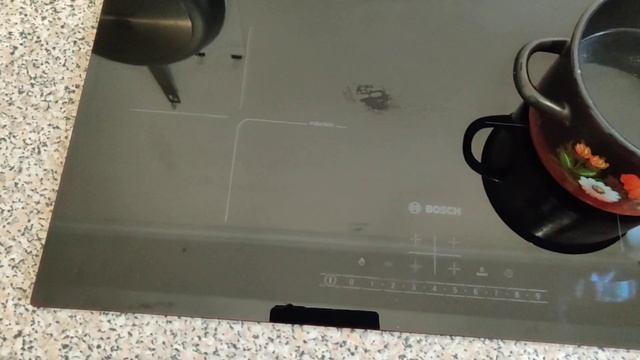 Индукционная варочная панель Bosch Serie 6 PIE631FB1E часть 1 смотреть онлайн