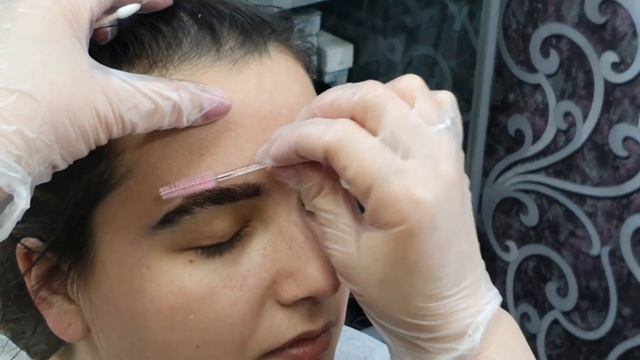 Коррекция и окрашивание бровей смотреть онлайн