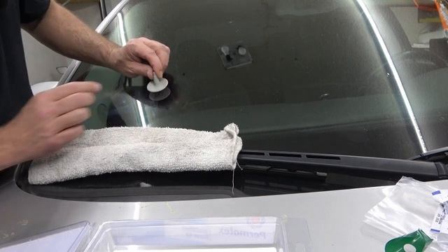 High Quality DIY Windshield Rock Chip Repair. You Won't Be Disappointed with the Results! смотреть онлайн