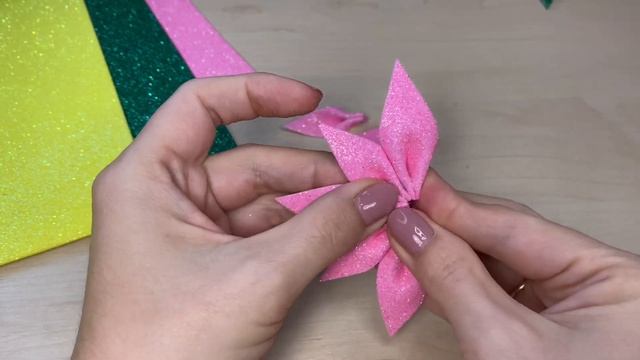 ПОСМОТРИТЕ какие они милые!? Новогодние игрушки из фоамирана смотреть онлайн