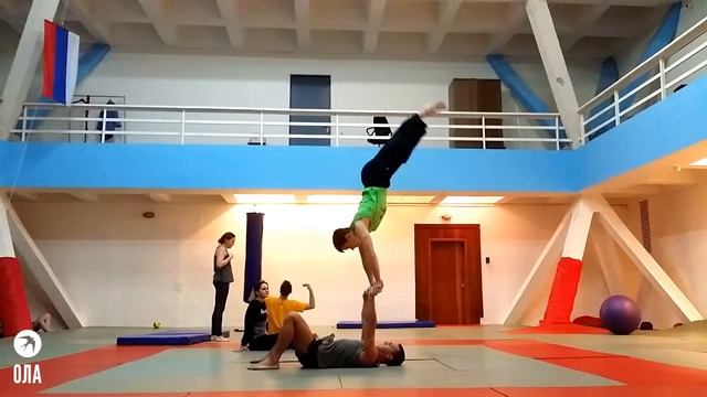 Акробаланс.Заход в руки в руки смотреть онлайн