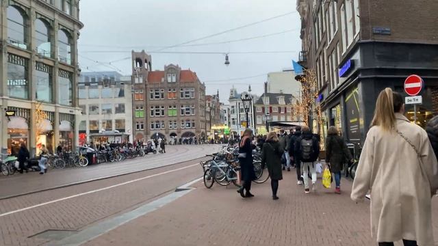 AMSTERDAM BEFORE HARD LOCKDOWN ft. Leidsestraat, Bloemenmarkt & Kalverstraat | Walking Tour 2021 смотреть онлайн