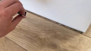 Полы без плинтуса. Мини плинтус. Плинтус уголок.