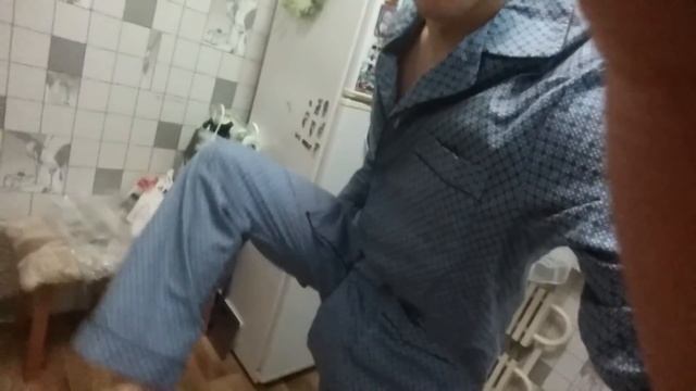 СПЛЮ БЕЗ ТРУСОВ, ПОДАРКИ В НОВЫЙ ГОД, ЧТО ПОДАРИТЬ МУЖЧИНЕ НА НОВЫЙ ГОД смотреть онлайн