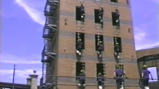 THE MAKINGS OF A FDNY FIREFIGHTER смотреть онлайн