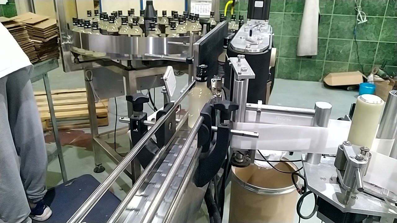 Этикетировочная машина на самоклейку - EtiKon.ru смотреть онлайн
