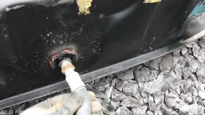 как снять бак на автомобиле Mercedes-Benz W124