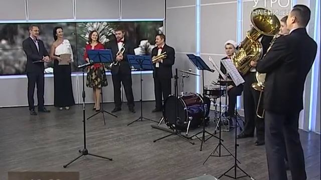 Дух нового года и рождества от городского духового оркестра смотреть онлайн