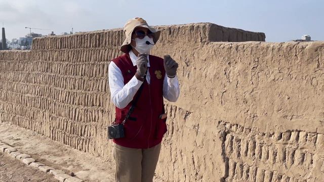 HUACA PUCLLANA, LIMA, PERU. GUIDED TOUR & PHOTOS. What Is Huaca Pucllana? How Old Is Huaca Pucllana
