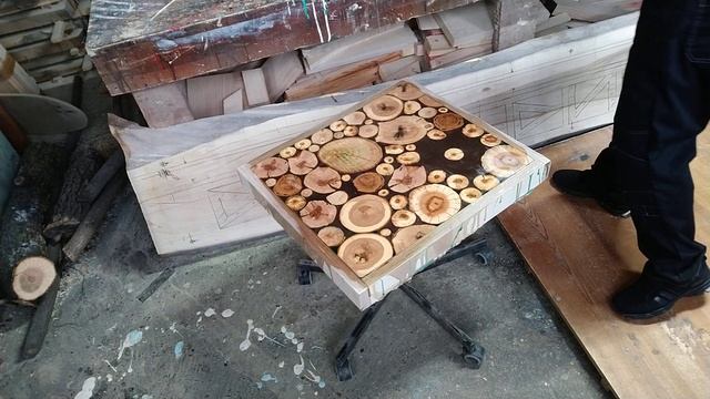 Декоративное панно из торцевых срезов дерева. смотреть онлайн