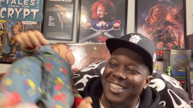 NECA BRIDE OF CHUCKY- 1:1 REPLICA LIFE SIZE CHUCKY DOLL UNBOXING!