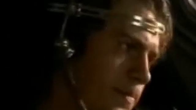 Сейчас я ему помогу смотреть онлайн