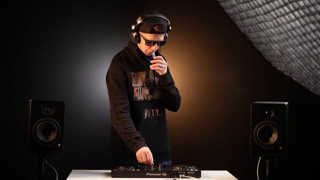 NIDEEJAY - Live Mix #9 [Melodic Techno & Progressive House]