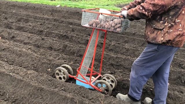 Самодельная Картофелесажалка. Проще не придумать смотреть онлайн