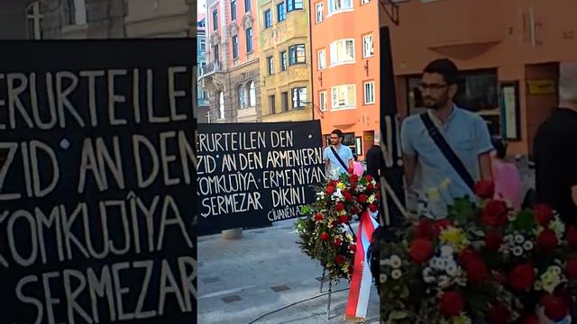День памят геноцида армян.Innsbruck Austria смотреть онлайн