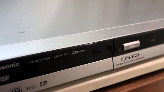 Panasonic DMR-EH50 DVD Player Recorder смотреть онлайн