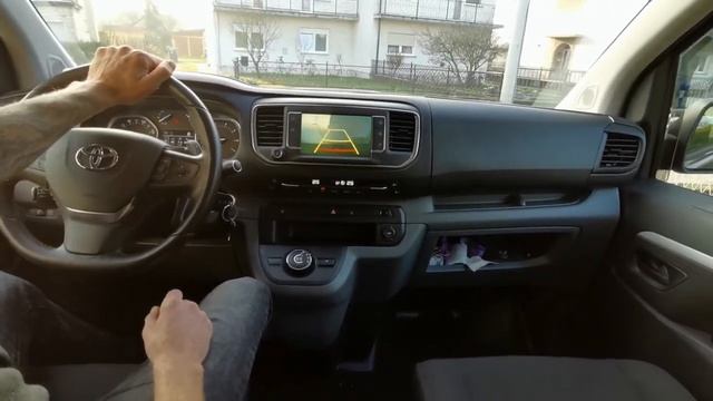 Toyota Proace 2019 - Prikaz rada parking kamere i parking senzora nakon ugradnje смотреть онлайн
