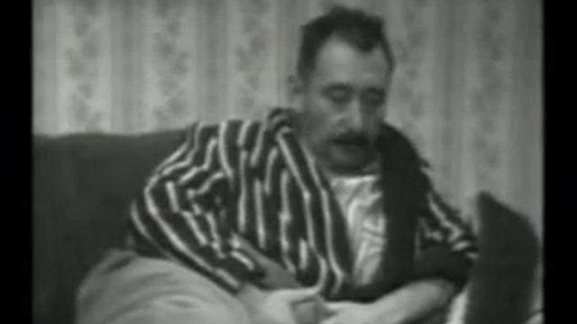 Alfred Tetzlaff wartet auf Dr. Keller смотреть онлайн