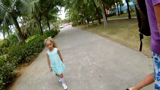 Прогулка по парку "Край света" в г. Санья о. Хайнань смотреть онлайн