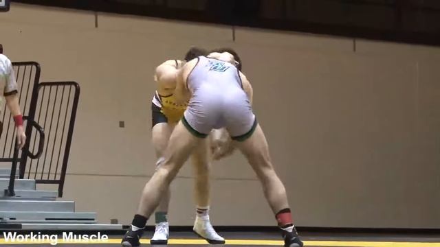 COLLEGE WRESTLER