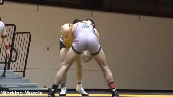 COLLEGE WRESTLER