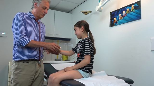 KRANK | Kinderlieder | Beim Doktor | Mini Disco смотреть онлайн
