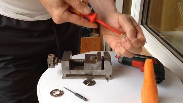 BOSCH DIY: IXO-V - насадка серпантин (хвостовик 1/4" HEX) смотреть онлайн