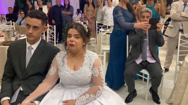Hino Avulso Ninguém é mais feliz que nós - Casamento Poliane e Lucas смотреть онлайн