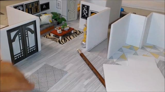 DIY | The Touch of Yellow Dollhouse смотреть онлайн