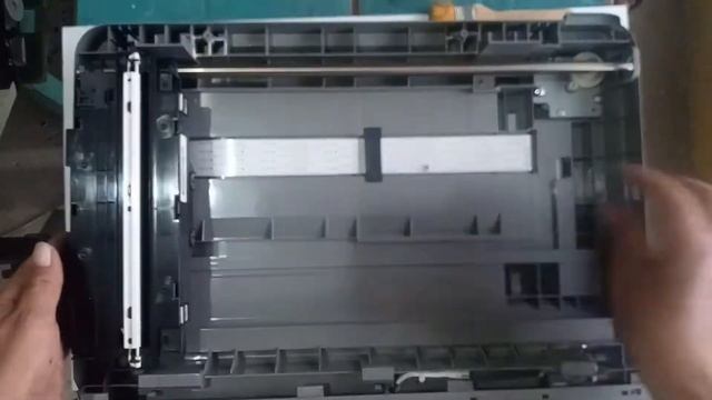 Desarme Total KYOCERA FS-1024MFP Parte 3, Desarmando el Escaner. смотреть онлайн