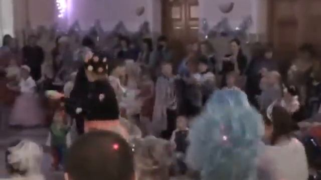 Новогодний утренник 07.01.2013 ДК железнодорожников смотреть онлайн