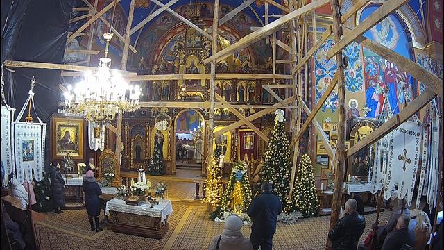 Свята Літургія (12:00) у храмі св. влкмч. Юрія Переможця 14 січня 2023 р. Б. смотреть онлайн