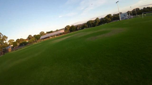 Maiden flight Geprc Mark5 DC Deadcat 6S DJI 03 6S 1550mah free style drone. смотреть онлайн