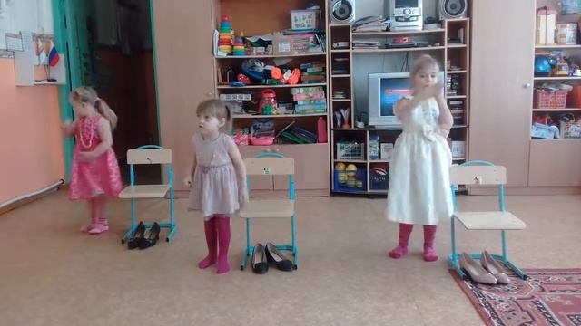 20180307 102633 танец девочек "Наши маленькие модницы" смотреть онлайн