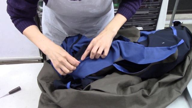 How to sew a hidden button placket on a coat смотреть онлайн