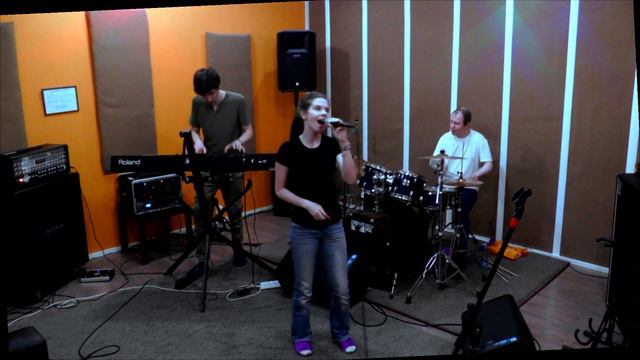 Cover set with amazing drummer and pianist смотреть онлайн