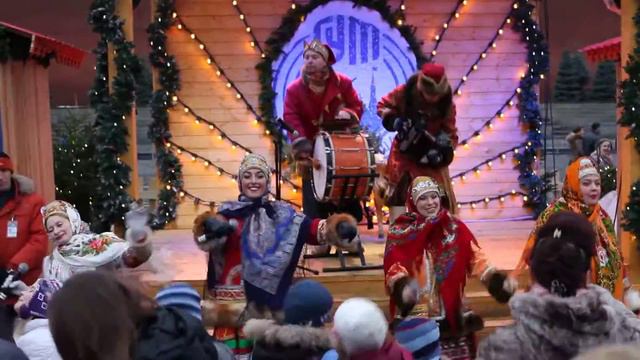 СВЯТКИ НА КРАСНОЙ ПЛОЩАДИ. Валенки. Ансамбль "Переполох" смотреть онлайн