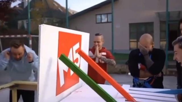 Моё первое видео,поставь лайк,подпишись.Следущее видео будет завтра в 8:00по МСК. смотреть онлайн