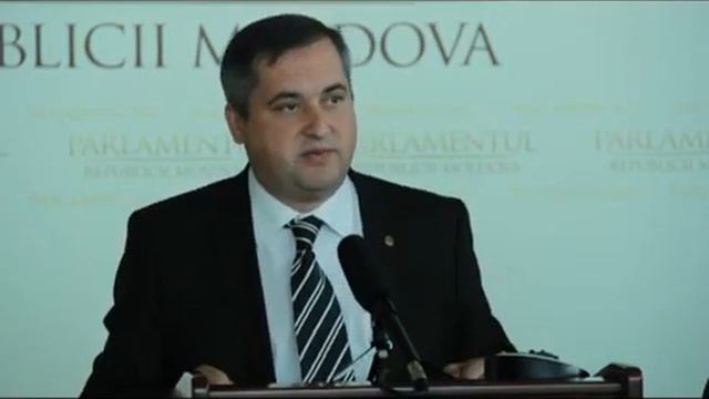 Олег Гаризан - ПКРМ требуют отставки министра обороны смотреть онлайн