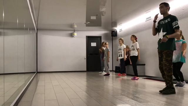 Школа танцев GO Dance - Видео урок танец ВОГ (Vogue) смотреть онлайн