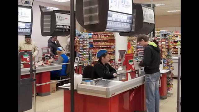 Зачем кассиры переписывают номера 5000 ых купюр в специальный журнал смотреть онлайн