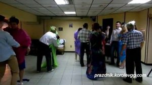 Конкурс Одень женщину интересные веселые конкурсы на день рождения взрослых дома