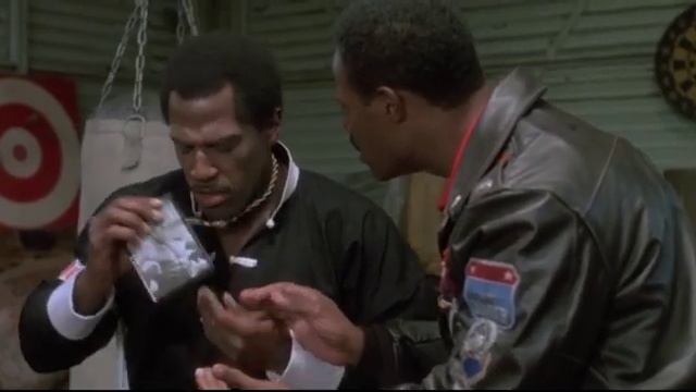 I'm Gonna Git You Sucka смотреть онлайн