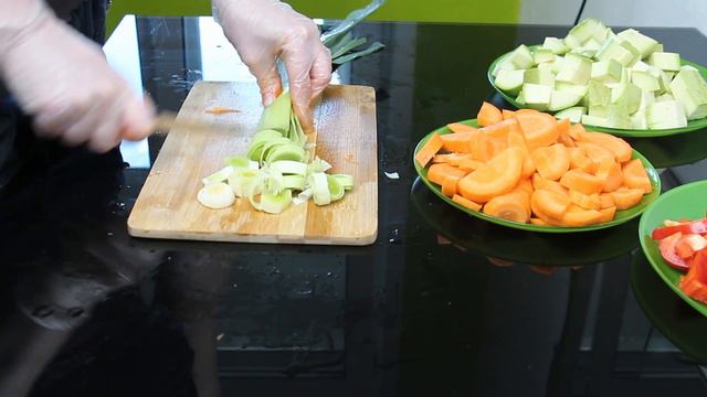 Настольные игры: Зарядка для мозга и души