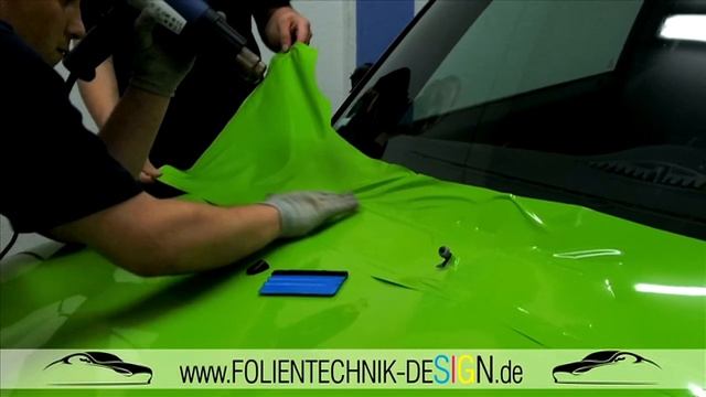 Folientechnik-Design: Aus Graumetalik wird Rasengrün смотреть онлайн