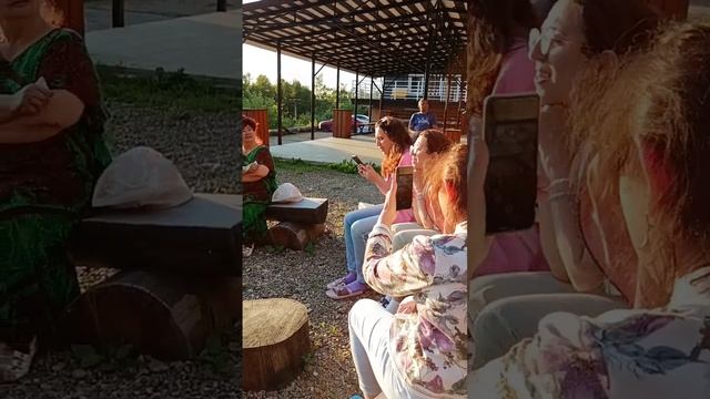 Душевный вечер ?? "От чего так в России березы шумят" под гитару смотреть онлайн