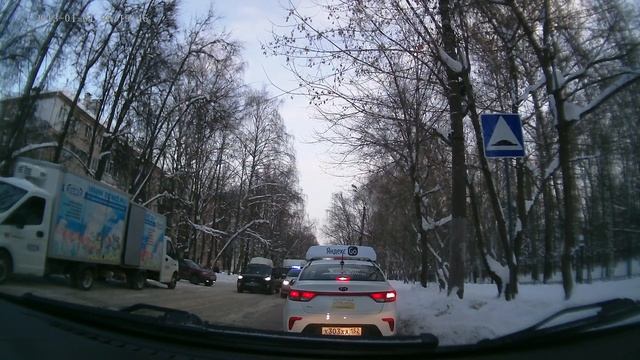 Когда сотрудник Нижегородской ДПС учит культуре быдло водителей. 19 февраля 2021 г. смотреть онлайн